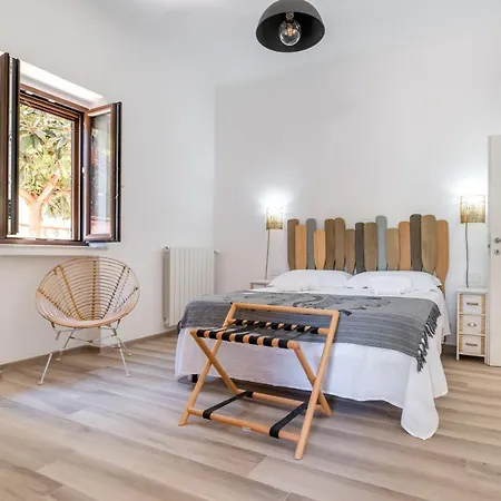 Scuole Cemm San Vito With Parking *