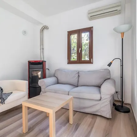Apartment Scuole Cemm San Vito With Parking