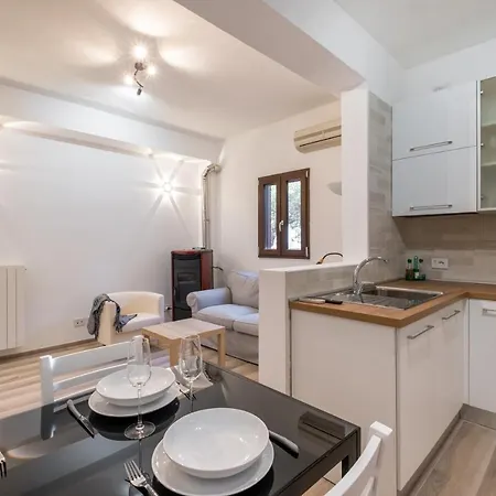 Apartment Scuole Cemm San Vito With Parking Taranto